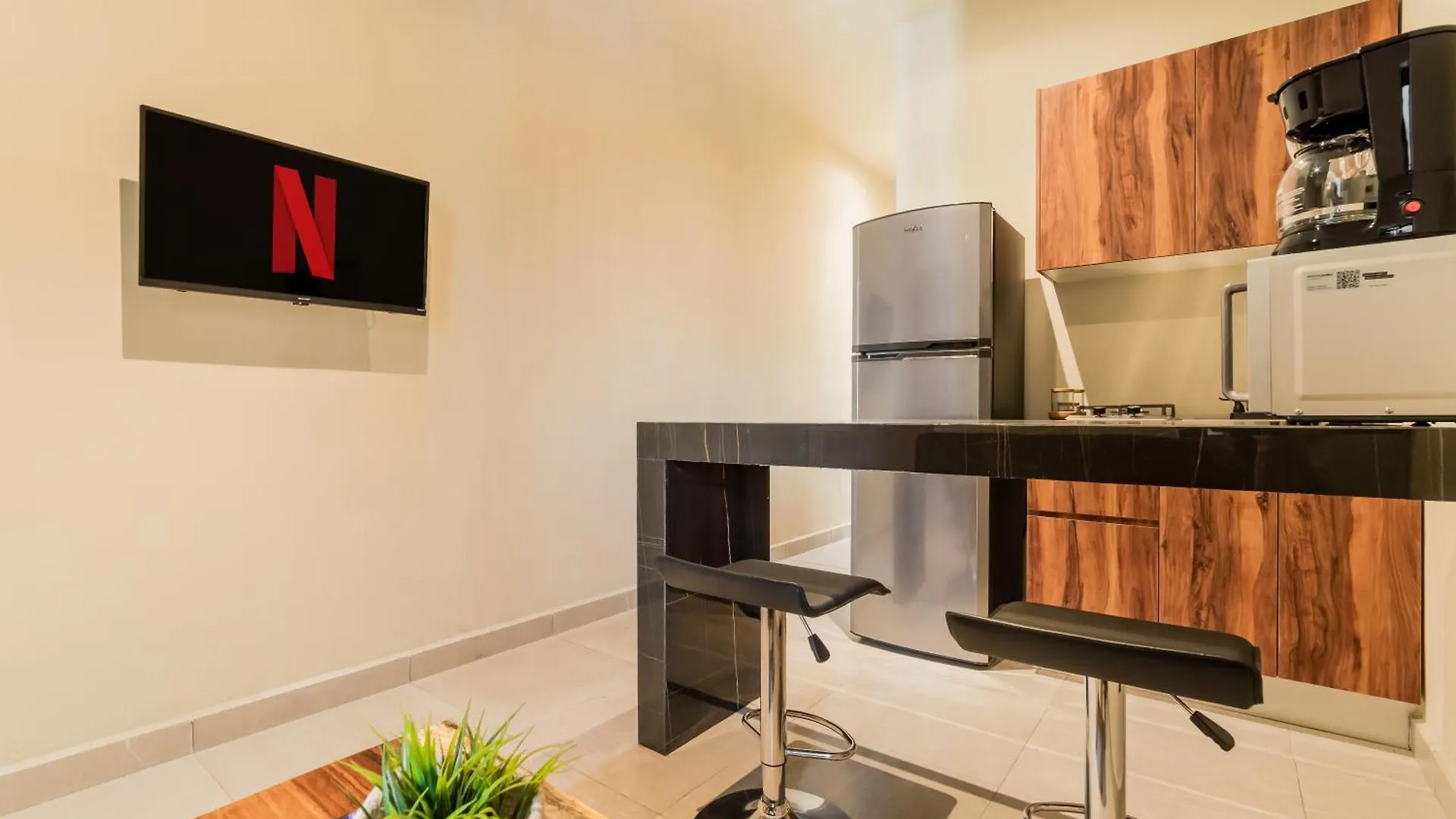 Aparthotel Casa Aldama- Style & Convenient Apartments Cancún