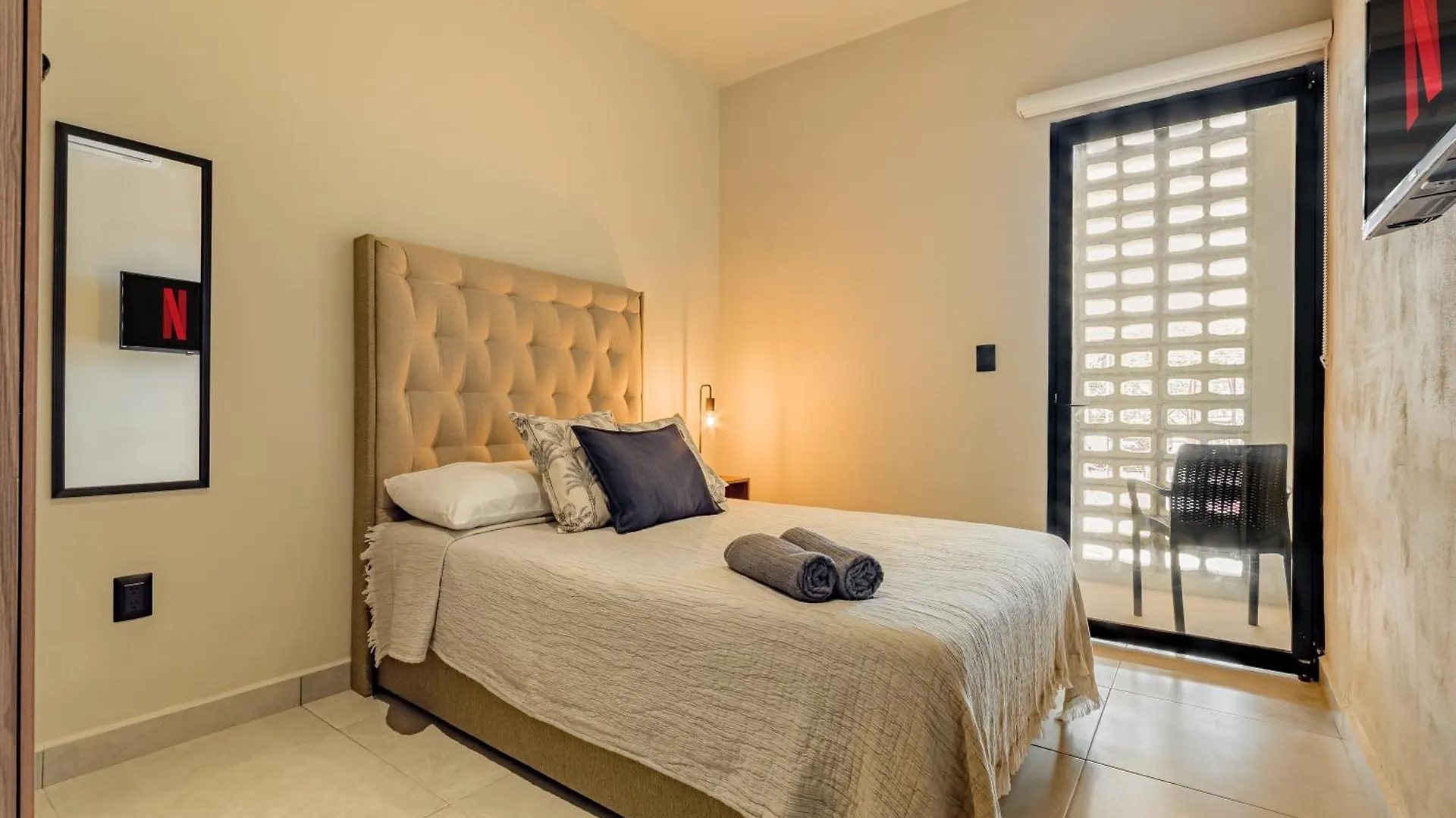 Casa Aldama- Style & Convenient Apartments Cancún